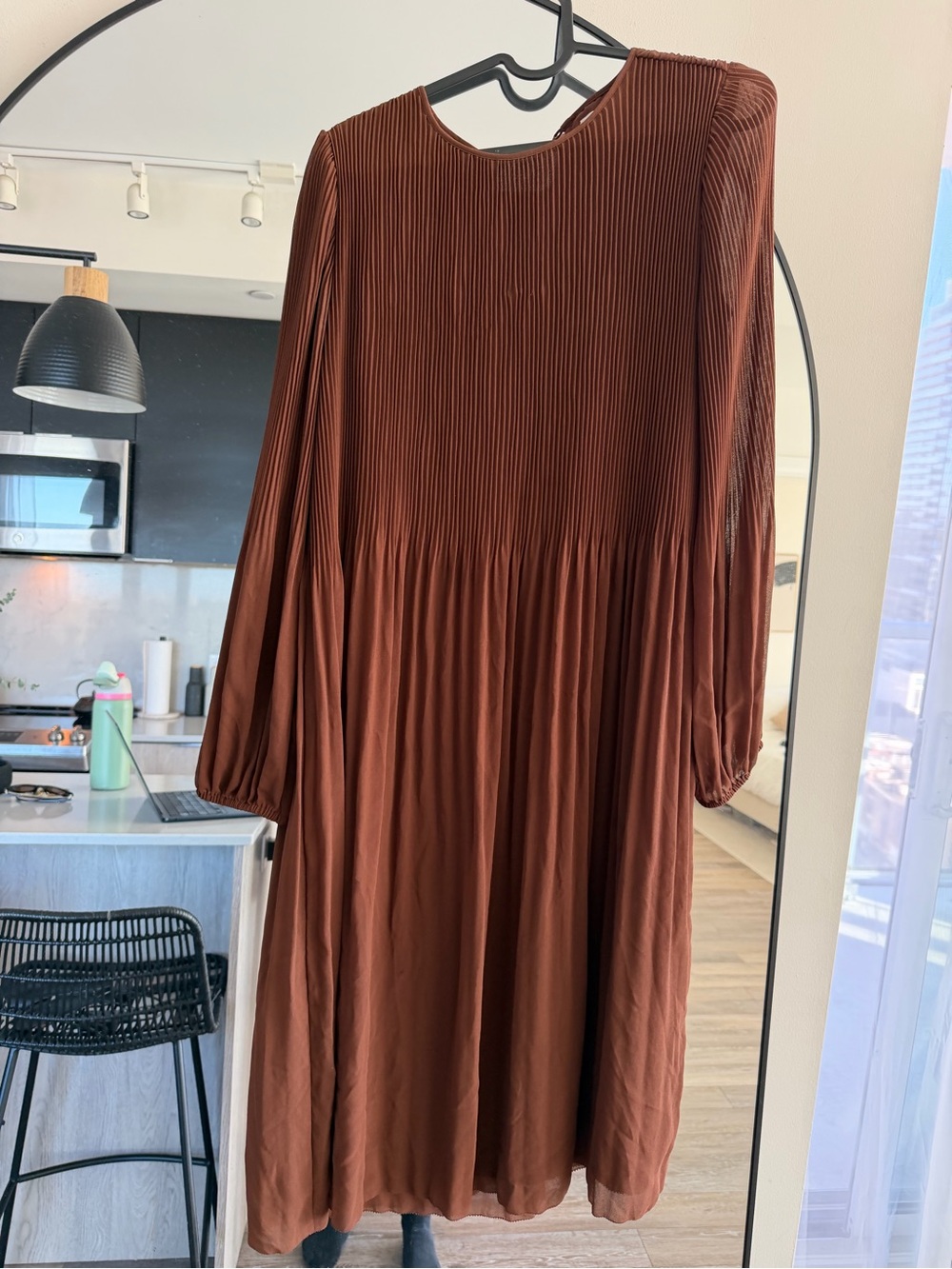 Aritzia rust/brown midi dress, XS